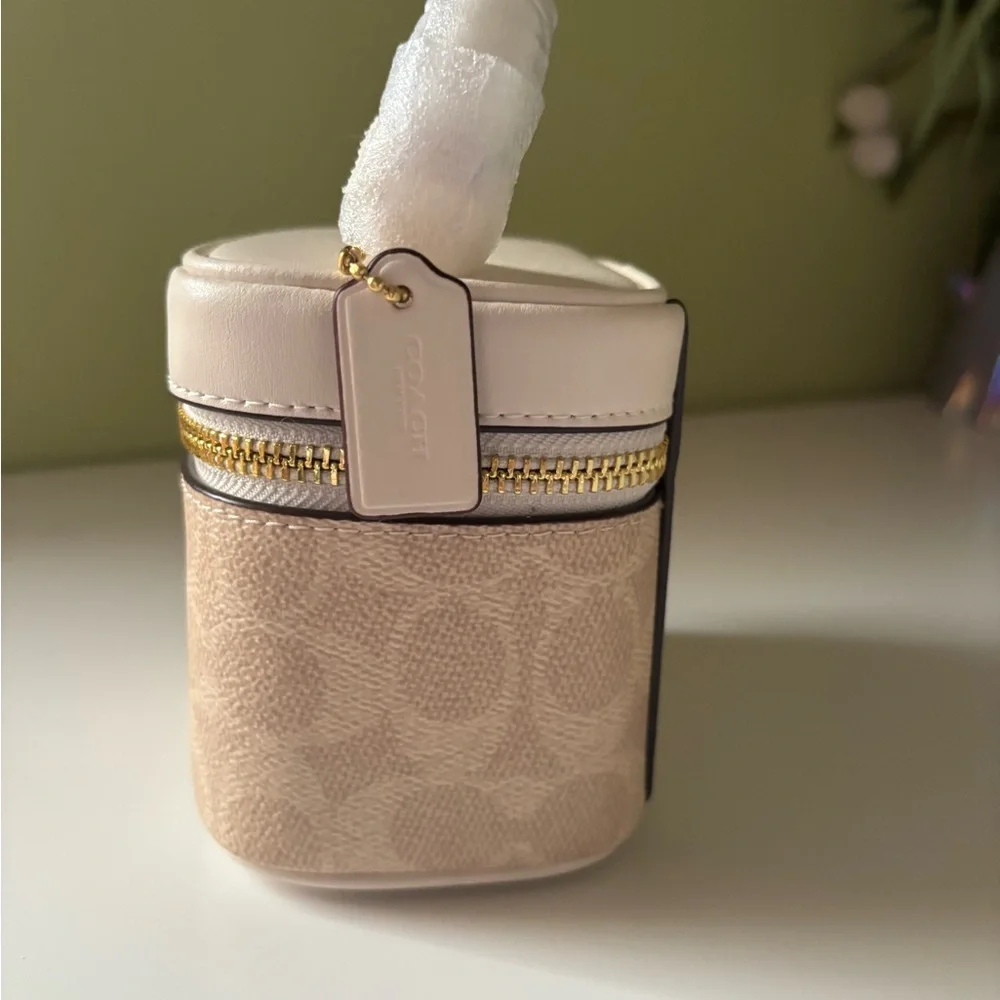 Coach Mini Bag in Cream and Tan - Picture 4 of 5
